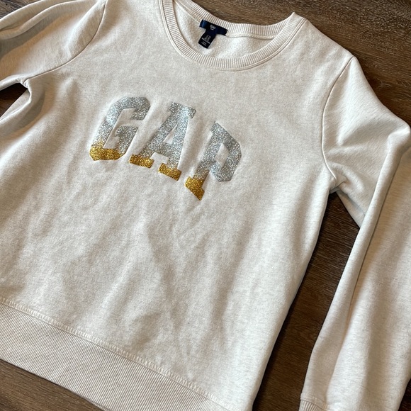 EUC GAP SWEATSHIRT - Picture 3 of 5